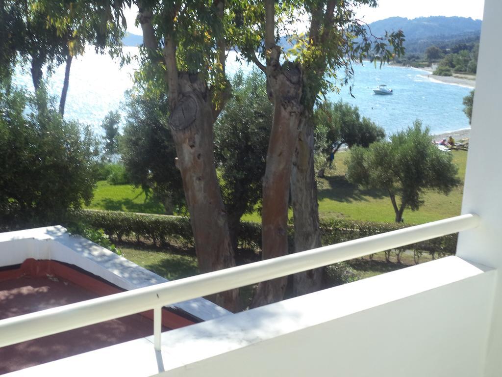 Villa Anemi Неа Скиони Екстериор снимка